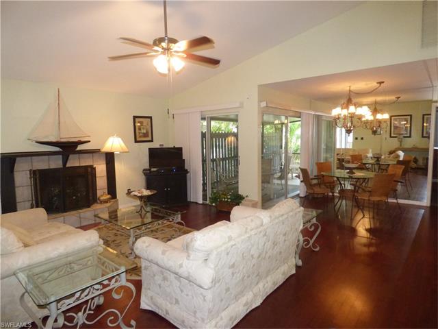 3317 Timberwood Cir