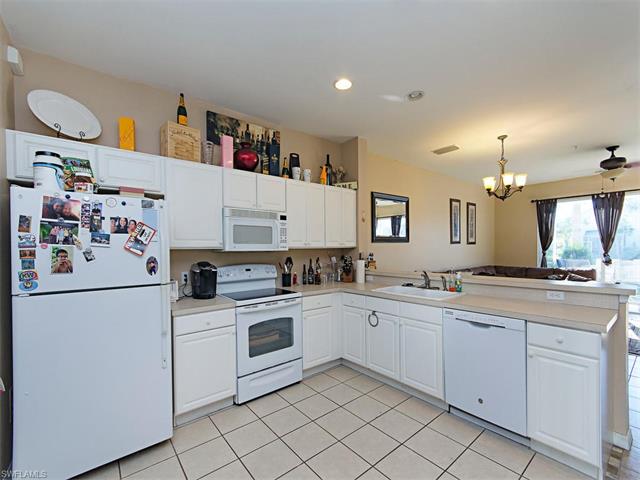 775 Hampton Cir 133 #133