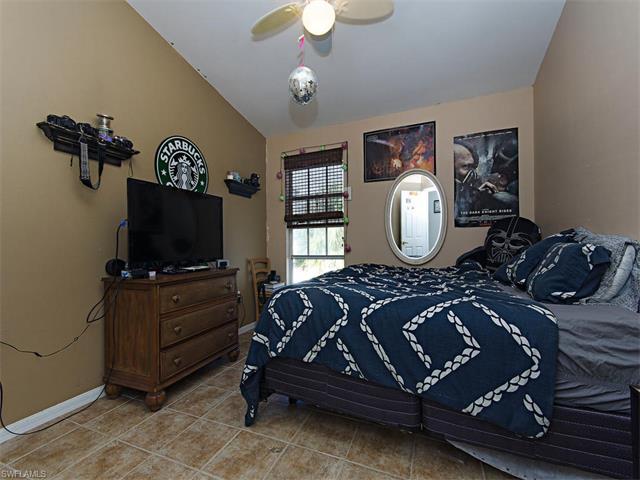 775 Hampton Cir 133 #133