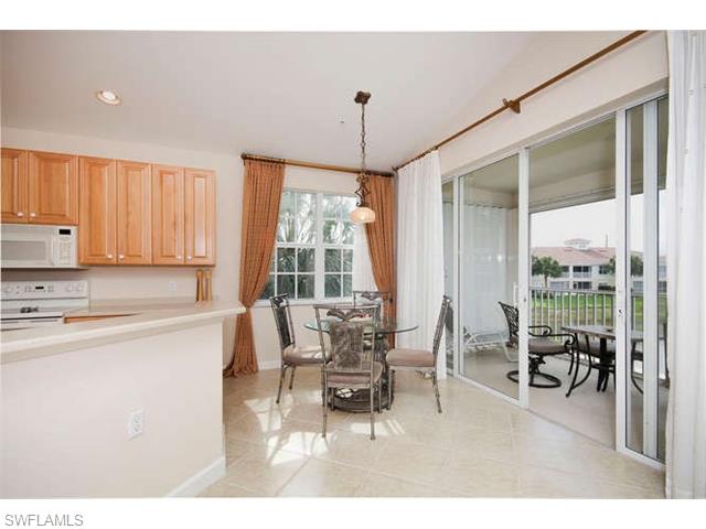 3049 Driftwood Way 3802 #APT 3802, Naples FL 34109