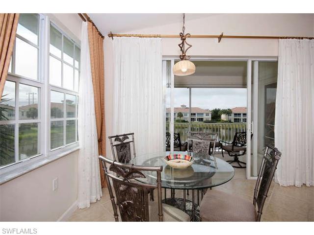 3049 Driftwood Way 3802 #APT 3802, Naples FL 34109