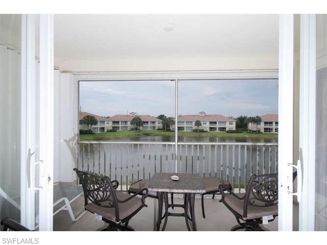3049 Driftwood Way 3802 #APT 3802, Naples FL 34109
