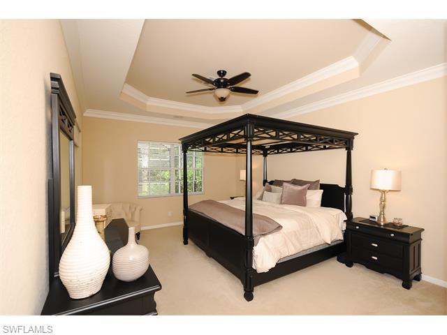 For Sale: 15509 Cadiz Ln Naples, FL 34110