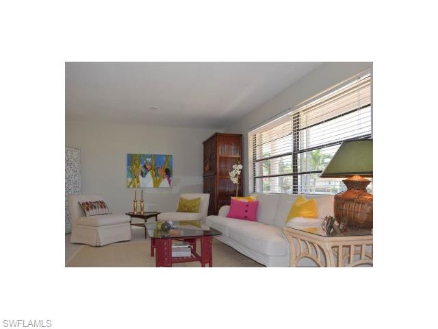 112 Blue Ridge Dr 55 #55 Naples, FL 34112