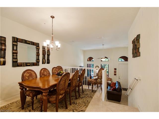 9102 Capistrano St S 7203 #7203
