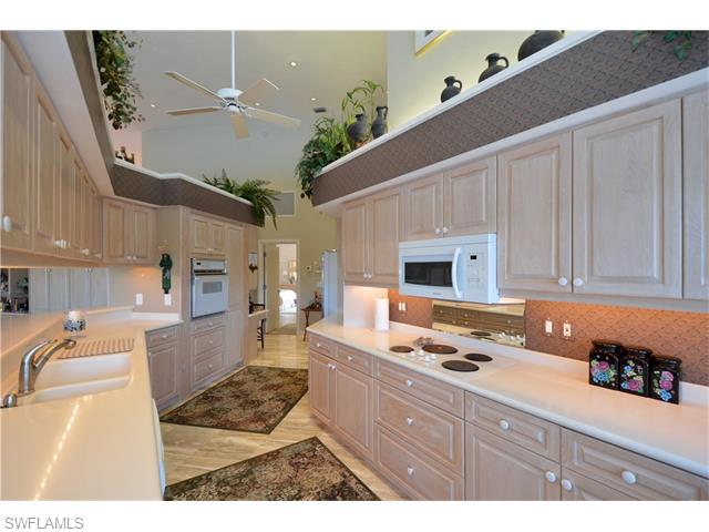 For Sale: 8337 Tuliptree Pl Naples, FL 34113