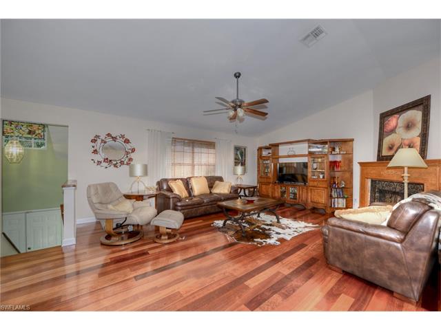 271 Wilson Blvd S