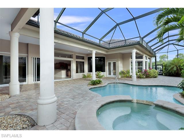 3084 Terramar Dr, Naples FL 34119