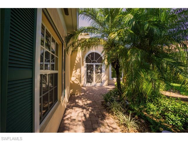 For Sale: 4699 Navassa Ln Naples, FL 34119