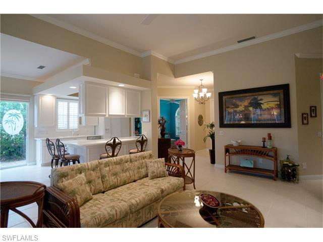 For Sale: 4699 Navassa Ln Naples, FL 34119