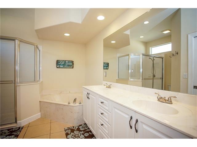 8667 Ibis Cove Cir