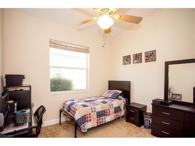 8667 Ibis Cove Cir