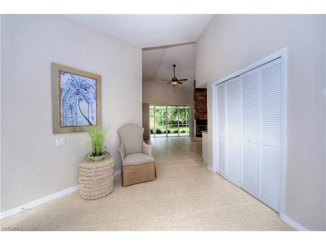 60 Fountain Cir