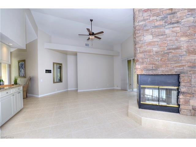 60 Fountain Cir