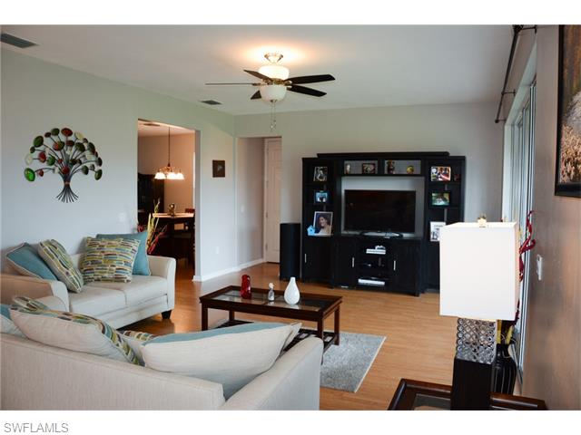 For Sale: 2029 Fairmont Ln Naples, FL 34120