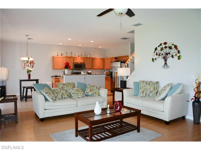 For Sale: 2029 Fairmont Ln Naples, FL 34120