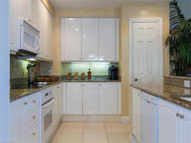 740 Collier Blvd 207 #207