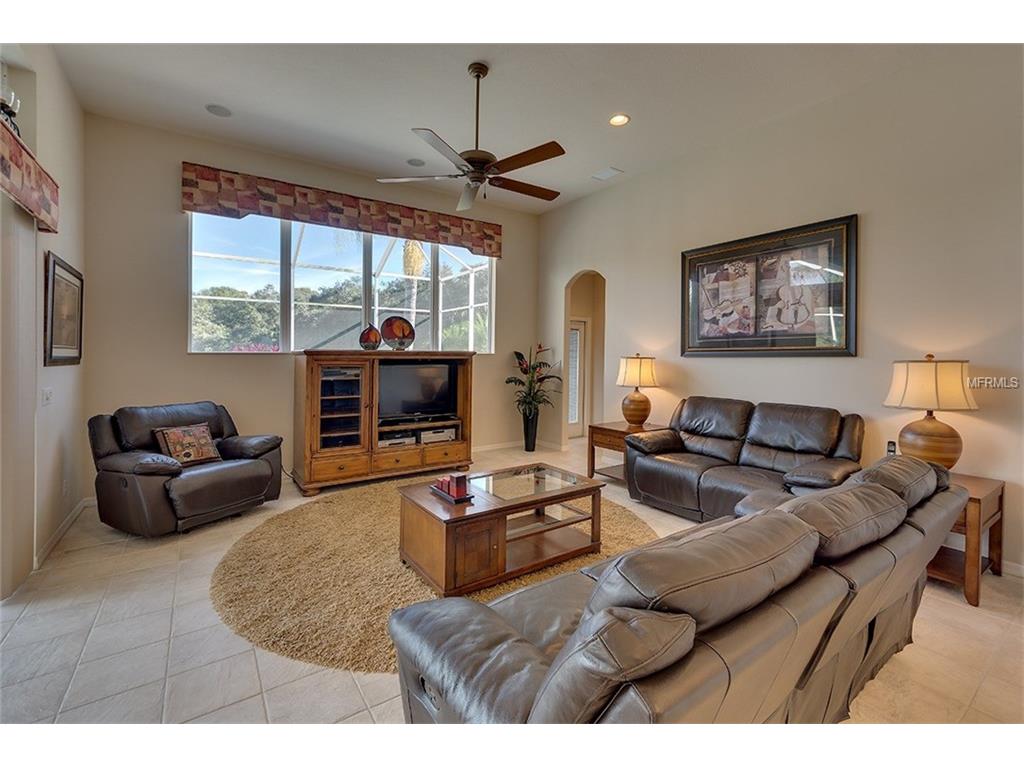 6180 Palomino Cir