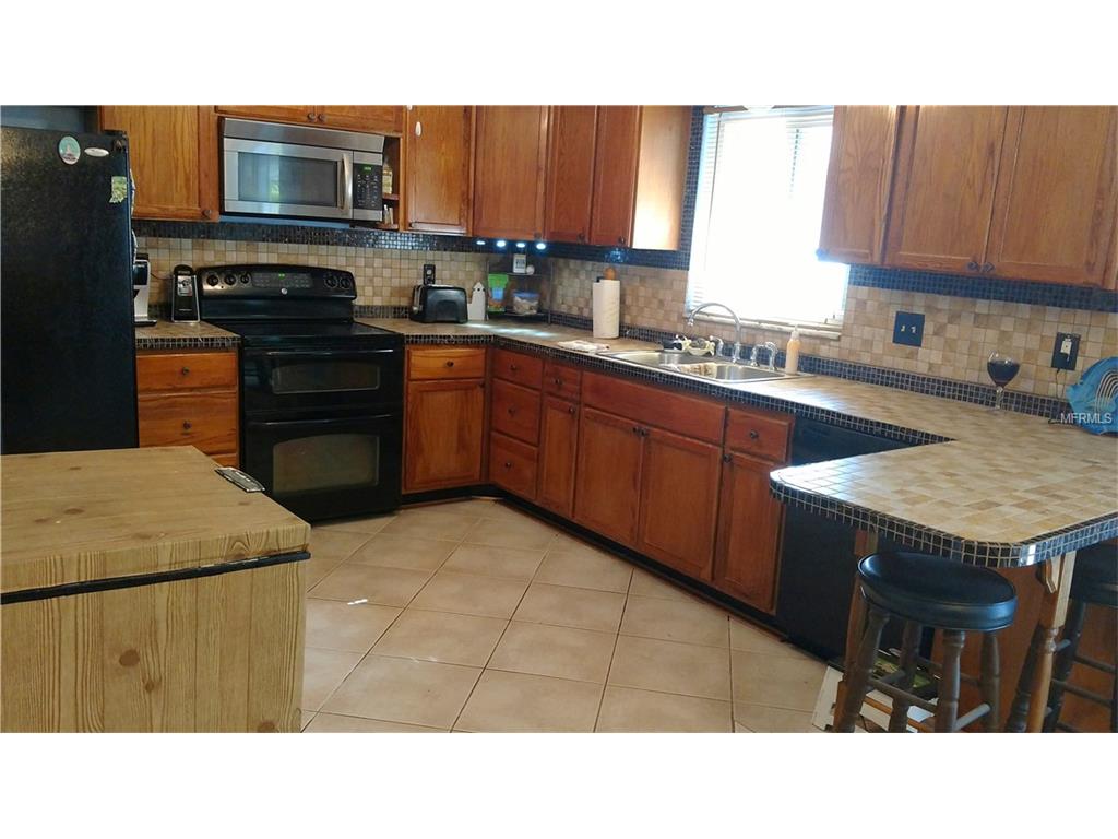 3813 9th Ave W