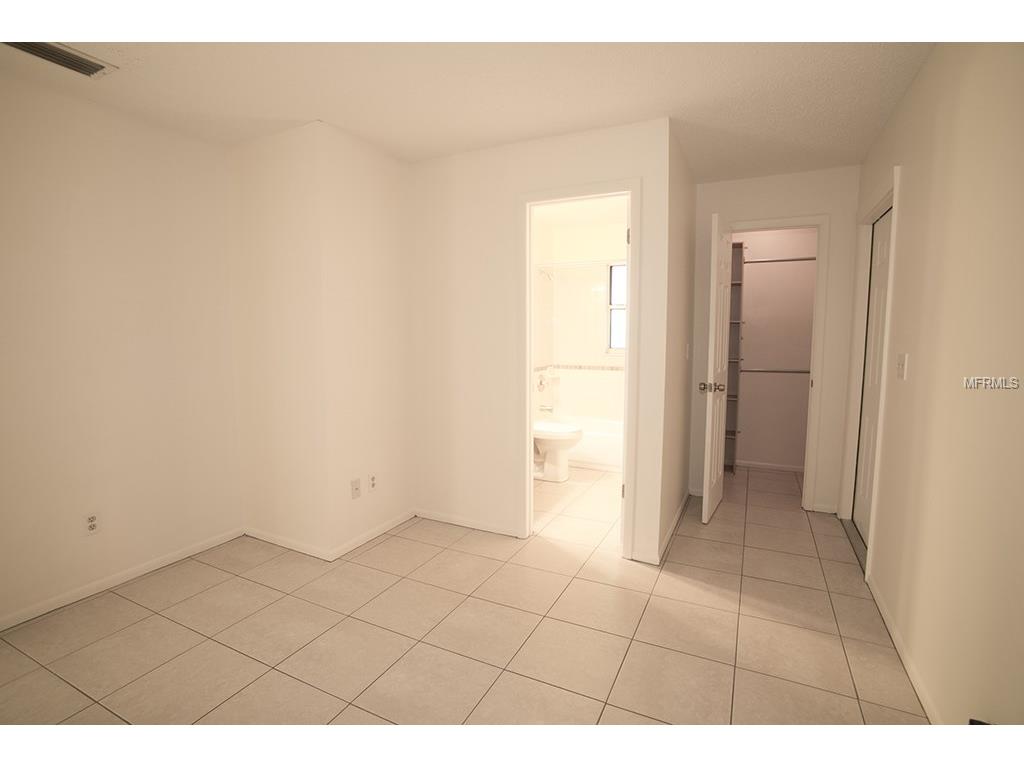 3007 25th St W