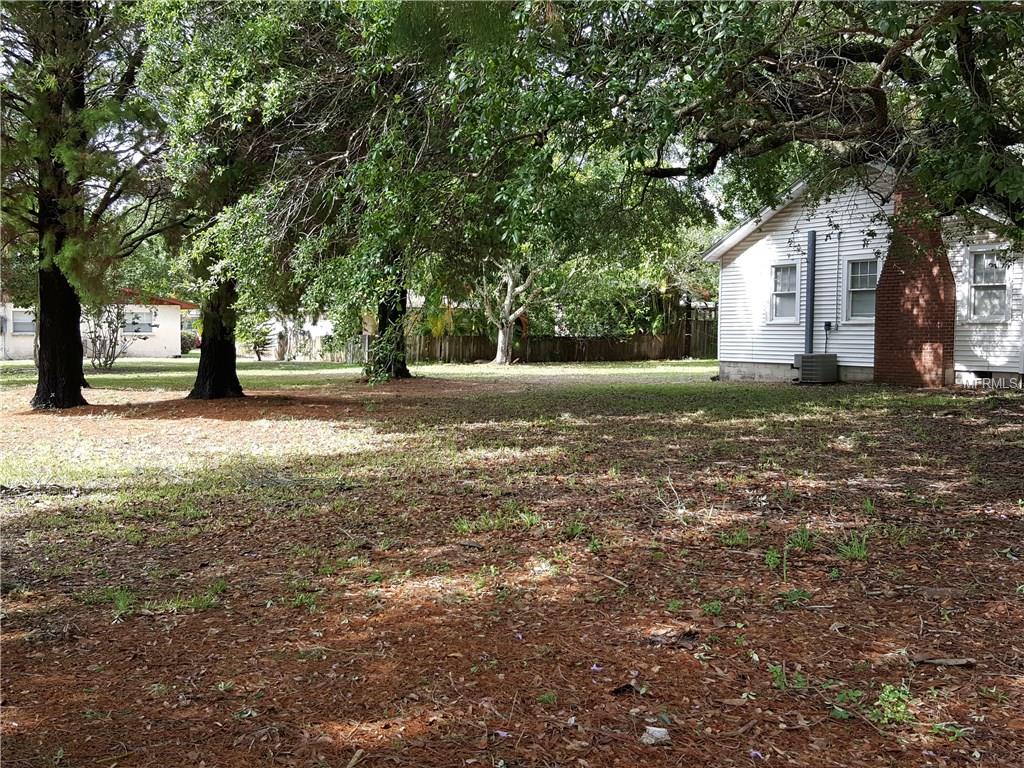 For Sale: 511 2nd Ave E Bradenton, FL 34208