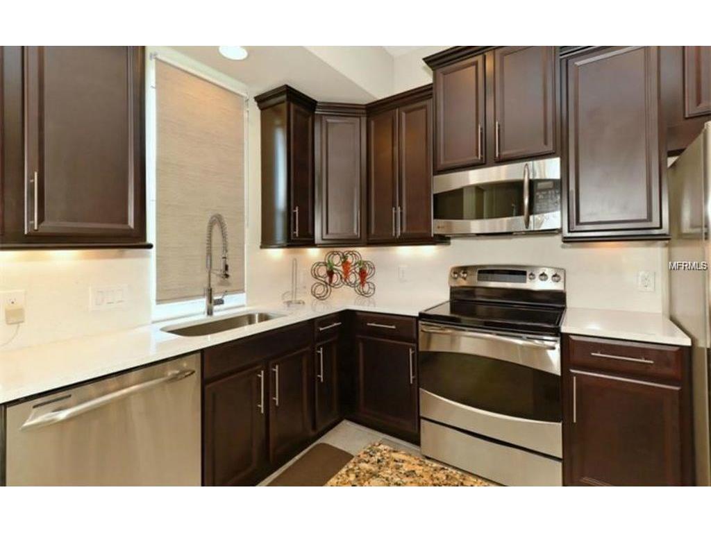 316 Sapphire Lake Dr #201