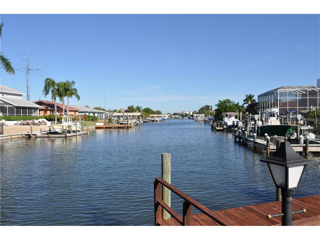 4811 Palmetto Point Dr