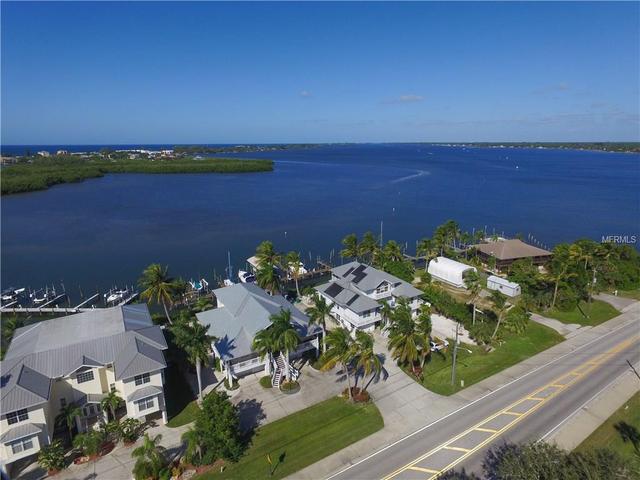 1360 Beach Rd