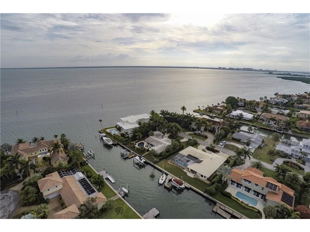 585 Cutter Ln, Longboat Key FL 34228