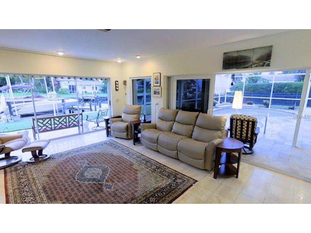 585 Cutter Ln, Longboat Key FL 34228
