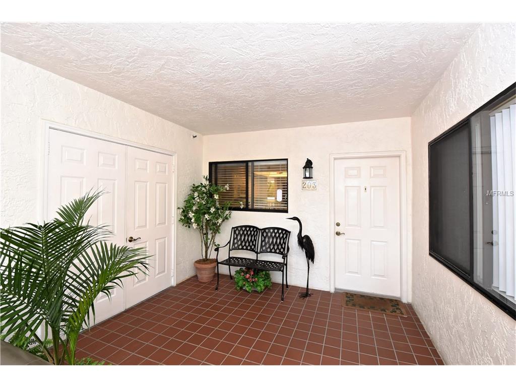 1445 Gulf Of Mexico Dr #203