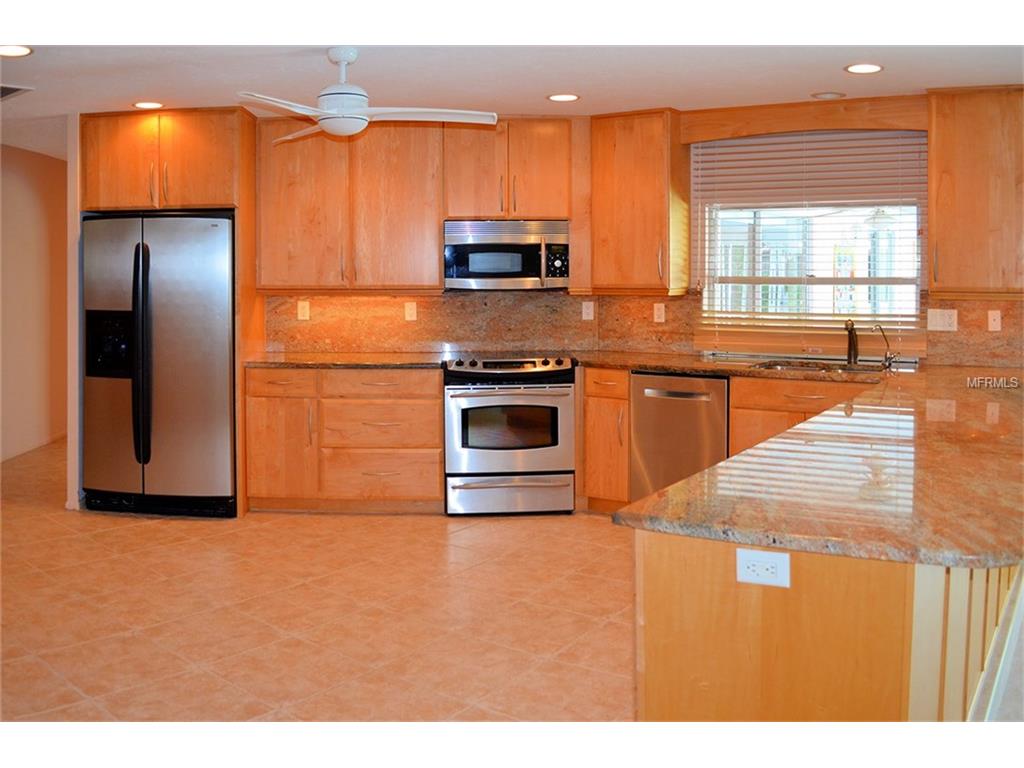 1060 Bahia Vista Ct