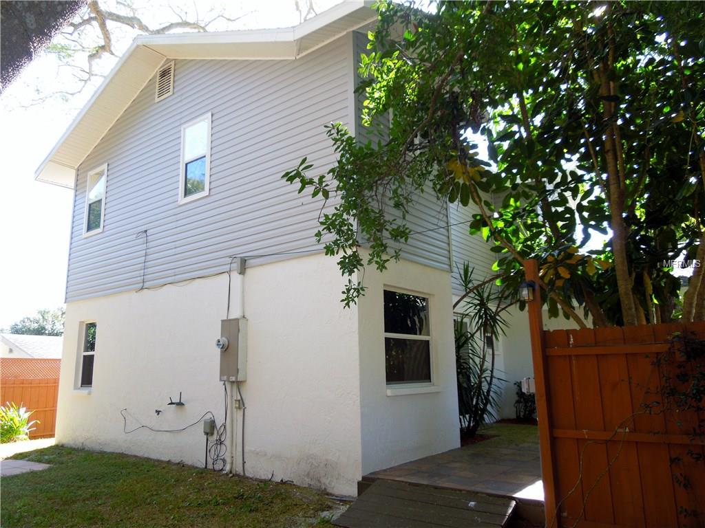 3119 Cambridge Dr