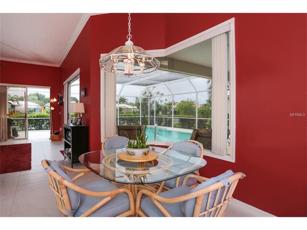 For Sale: 4270 Hearthstone Dr Sarasota, FL 34238