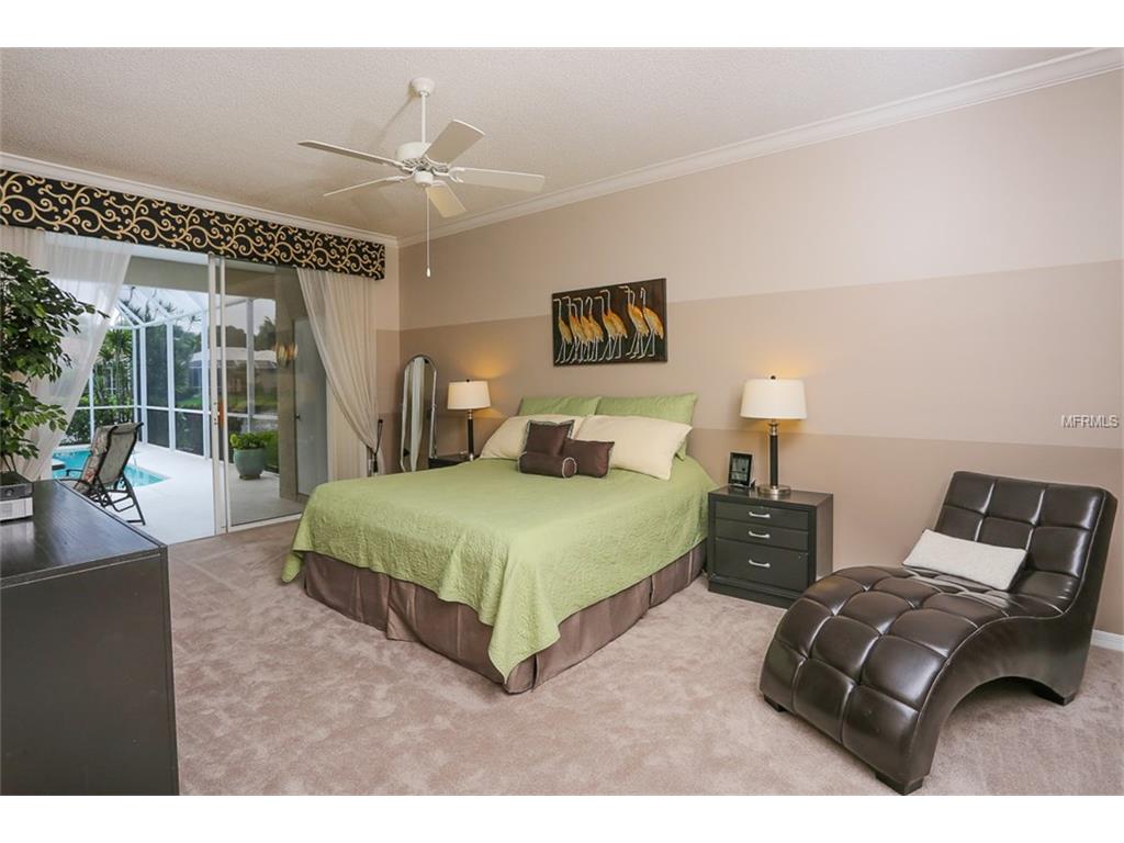 For Sale: 4270 Hearthstone Dr Sarasota, FL 34238