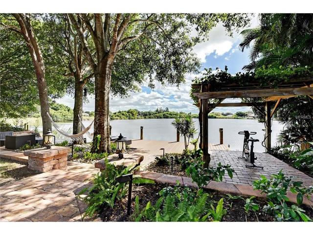 9032 Rocky Lake Ct