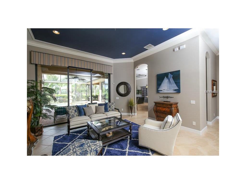 3709 Caledonia Ln