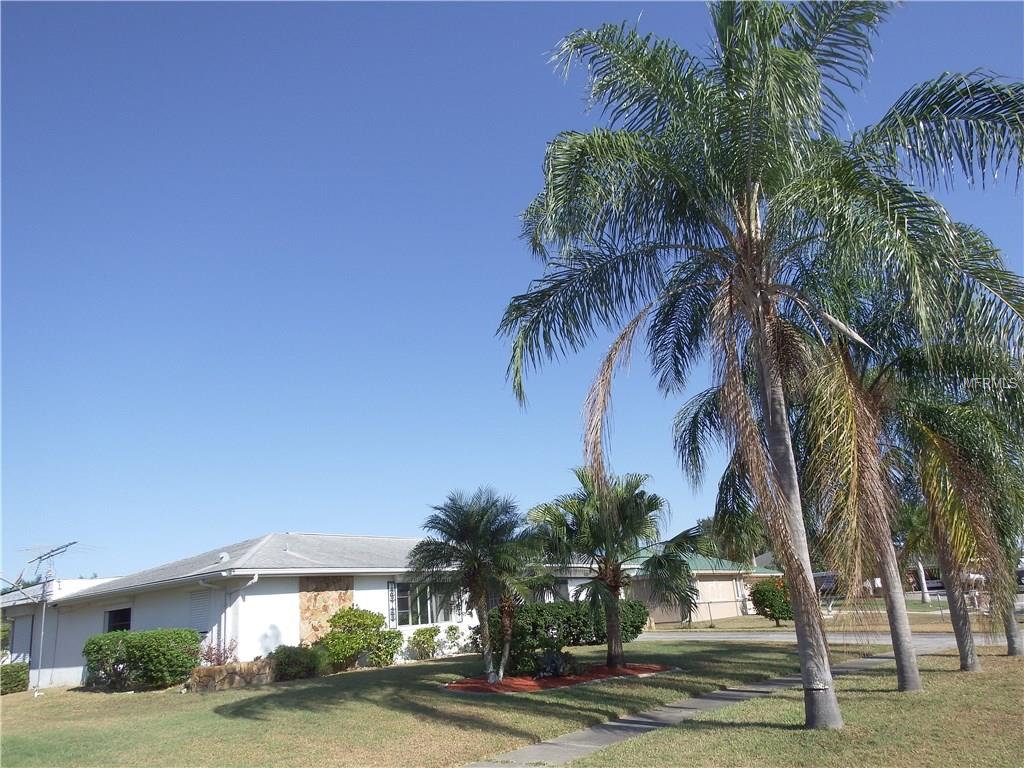 6756 Kenwood Dr