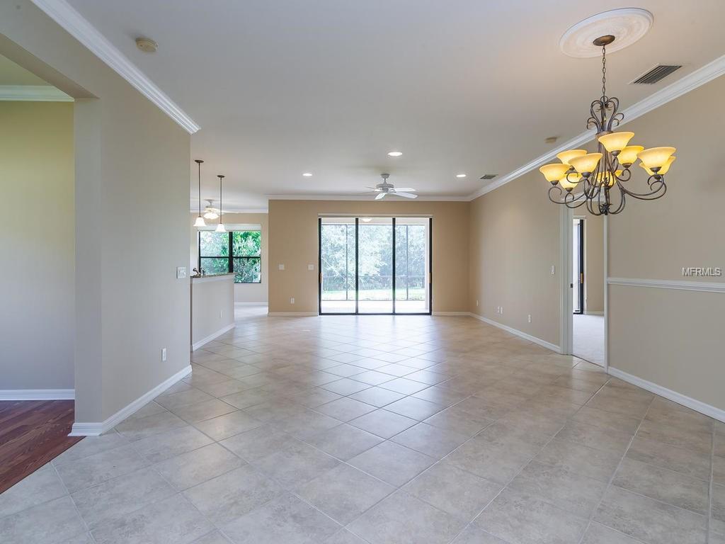 20516 Pezzana Dr