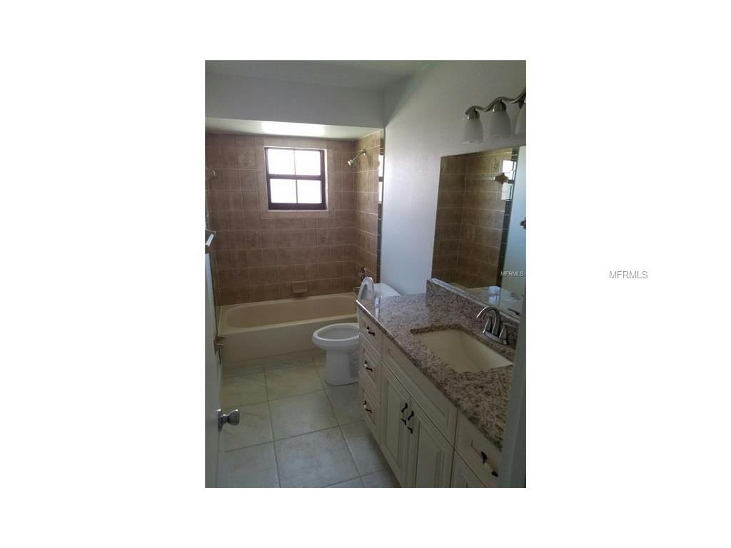 212 Marion Oaks Trl
