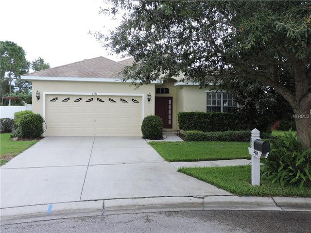 526 Colonial Dr