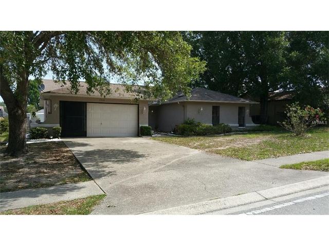 8032 Buttonball Ln
