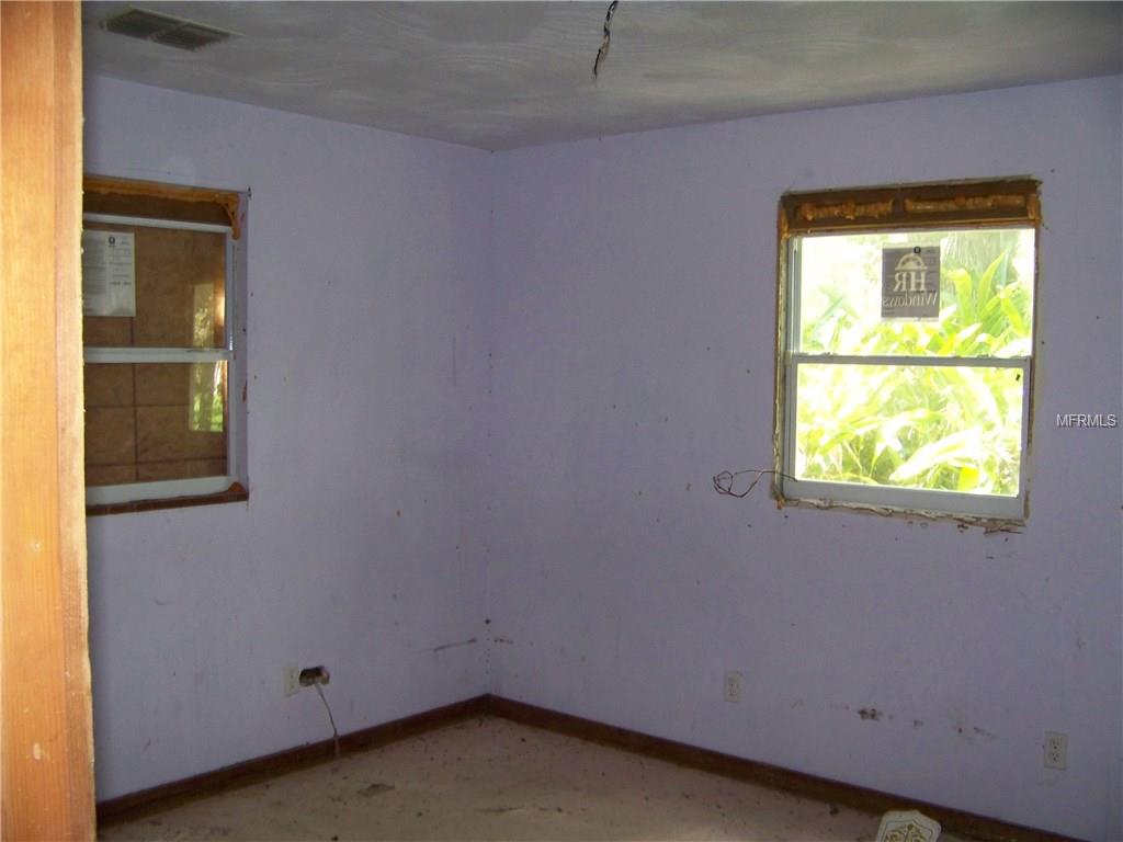 11031 Calumet Dr