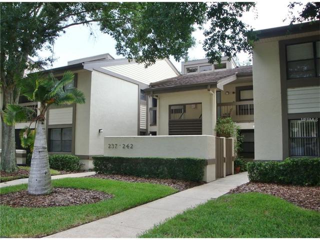 237 Woodlake Wynde #237
