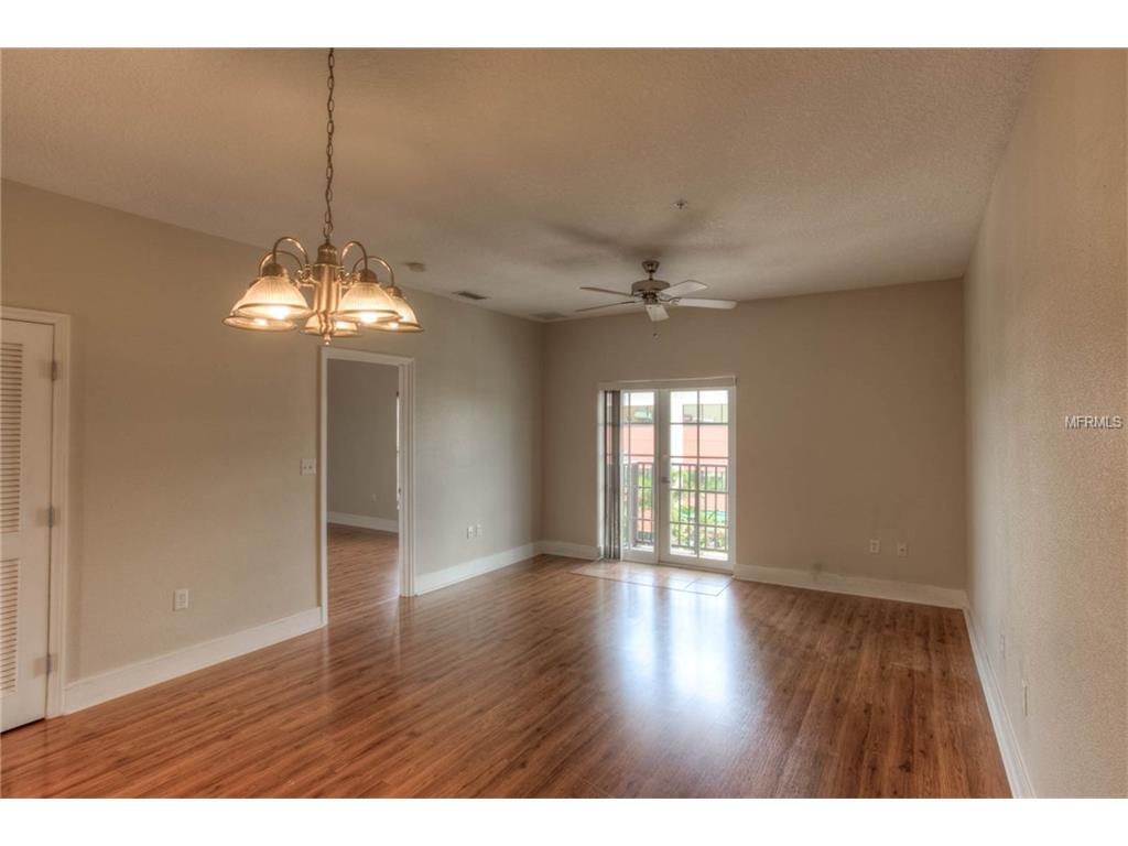 300 State St E #321