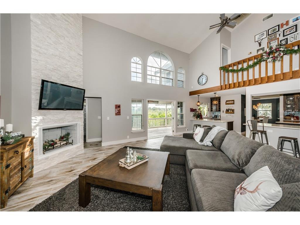 953 Point Seaside Dr