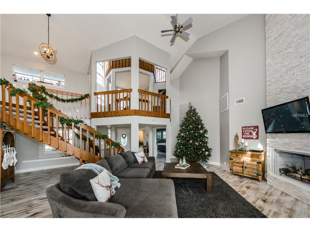 953 Point Seaside Dr