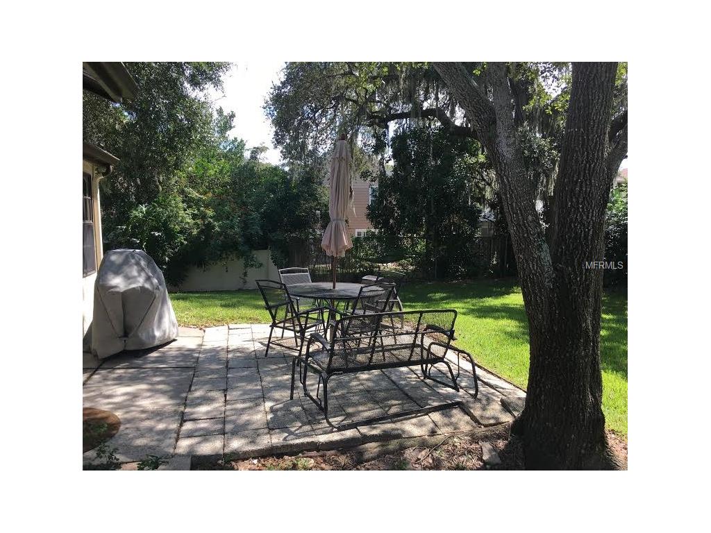 700 Lakewood Dr