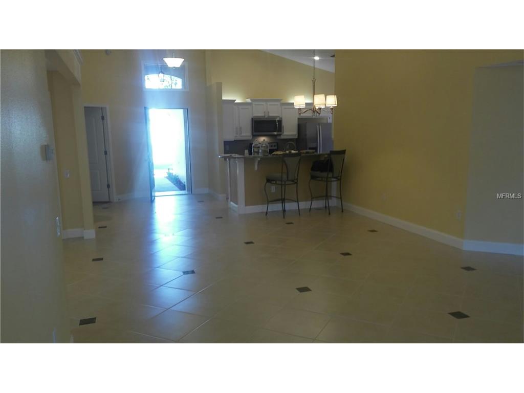 1773 Biarritz Cir