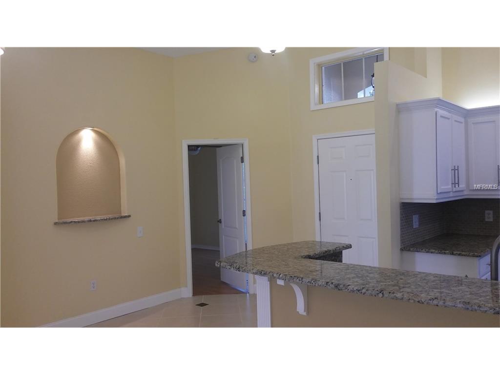 1773 Biarritz Cir